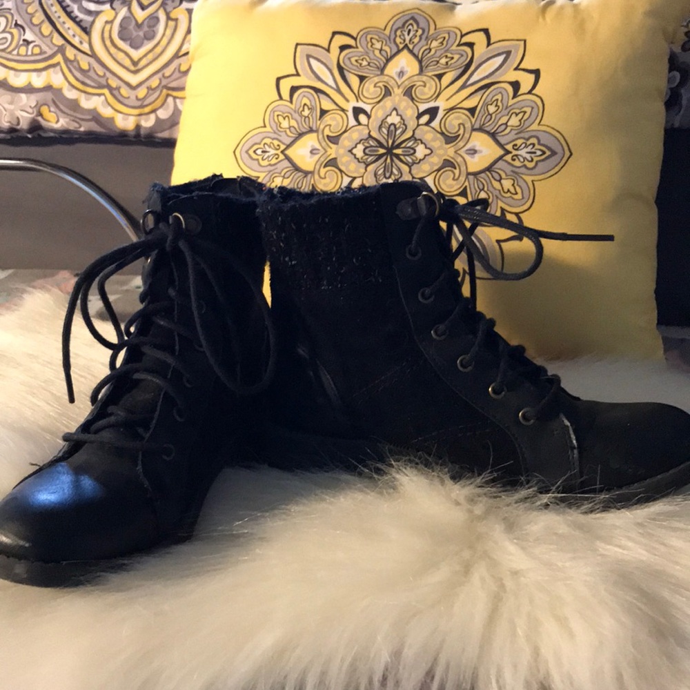 Girls Mudd boots